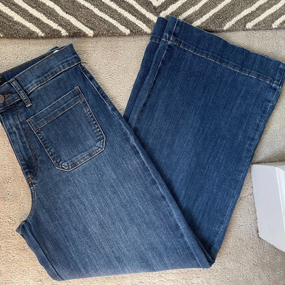 Womens jeans, wide leg size 27/4
